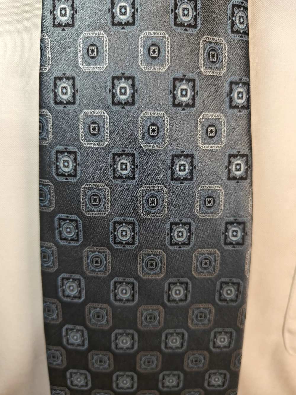 Ermenegildo Zegna Steel Blue Medallion 100% Silk XL Long Tie Made in Italy
